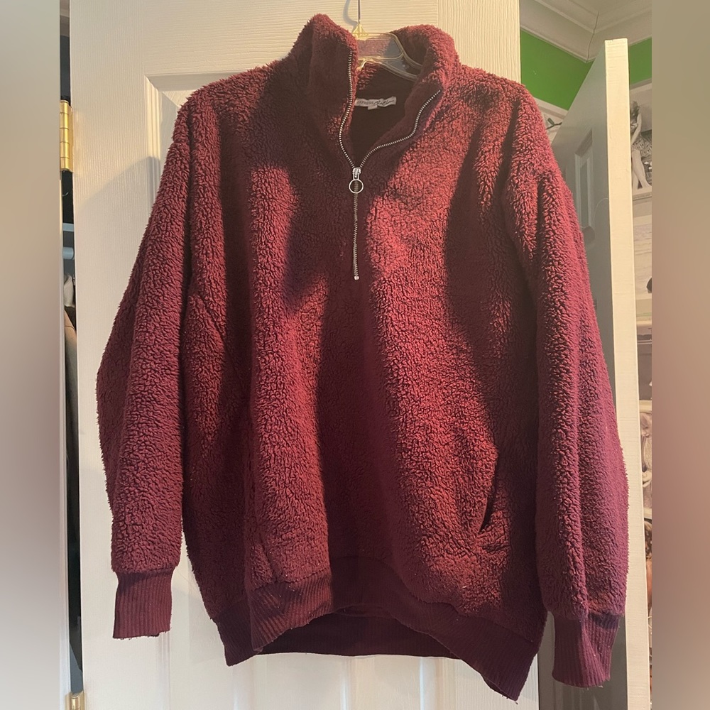 Fuzzy purple sweatshirt size L